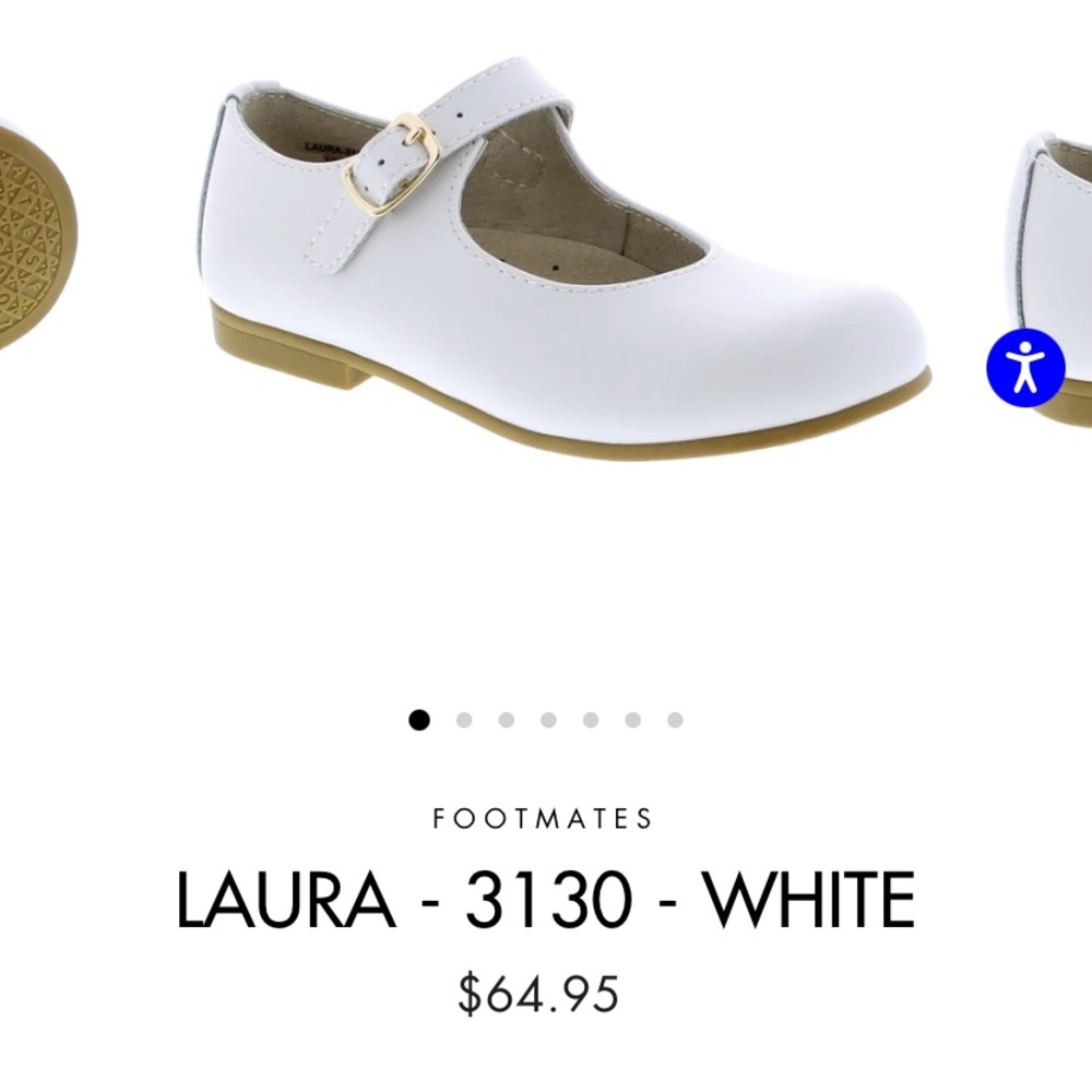 EUC Size 7 white Mary janes perfect for holidays